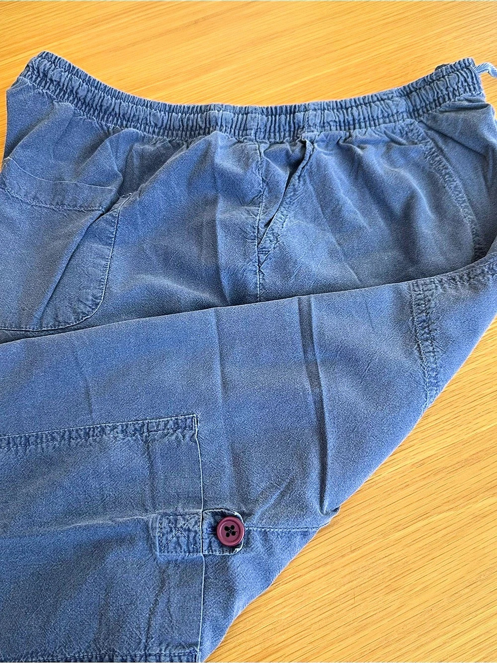 Classic Elements Cargo Capri in Blue Size Large
